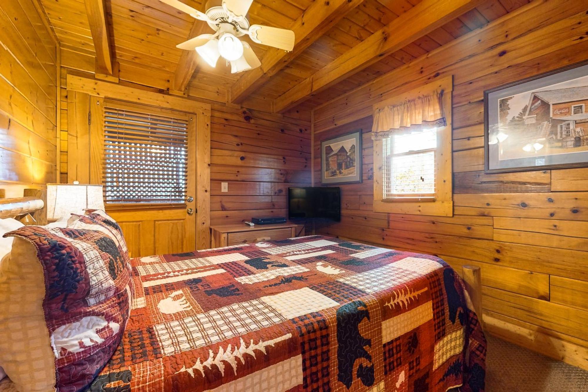 Pin Oak Cabin, Unit 241 ピジョンフォージ エクステリア 写真